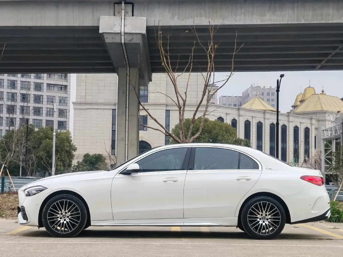 2024 Mercedes-Benz C Class 1.5T 204HP L4 9AT,autocango,china used car exporter,china ev exporter,chinese used car exporter,chinese used ev exporter