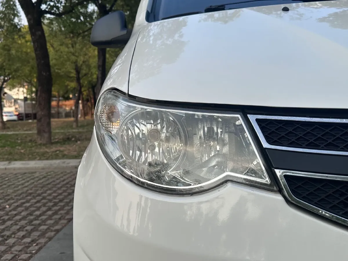 2018 WuLing HongGuang 1.5L 105HP L4 5MT,autocango,china used car exporter,china ev exporter,chinese used car exporter,chinese used ev exporter