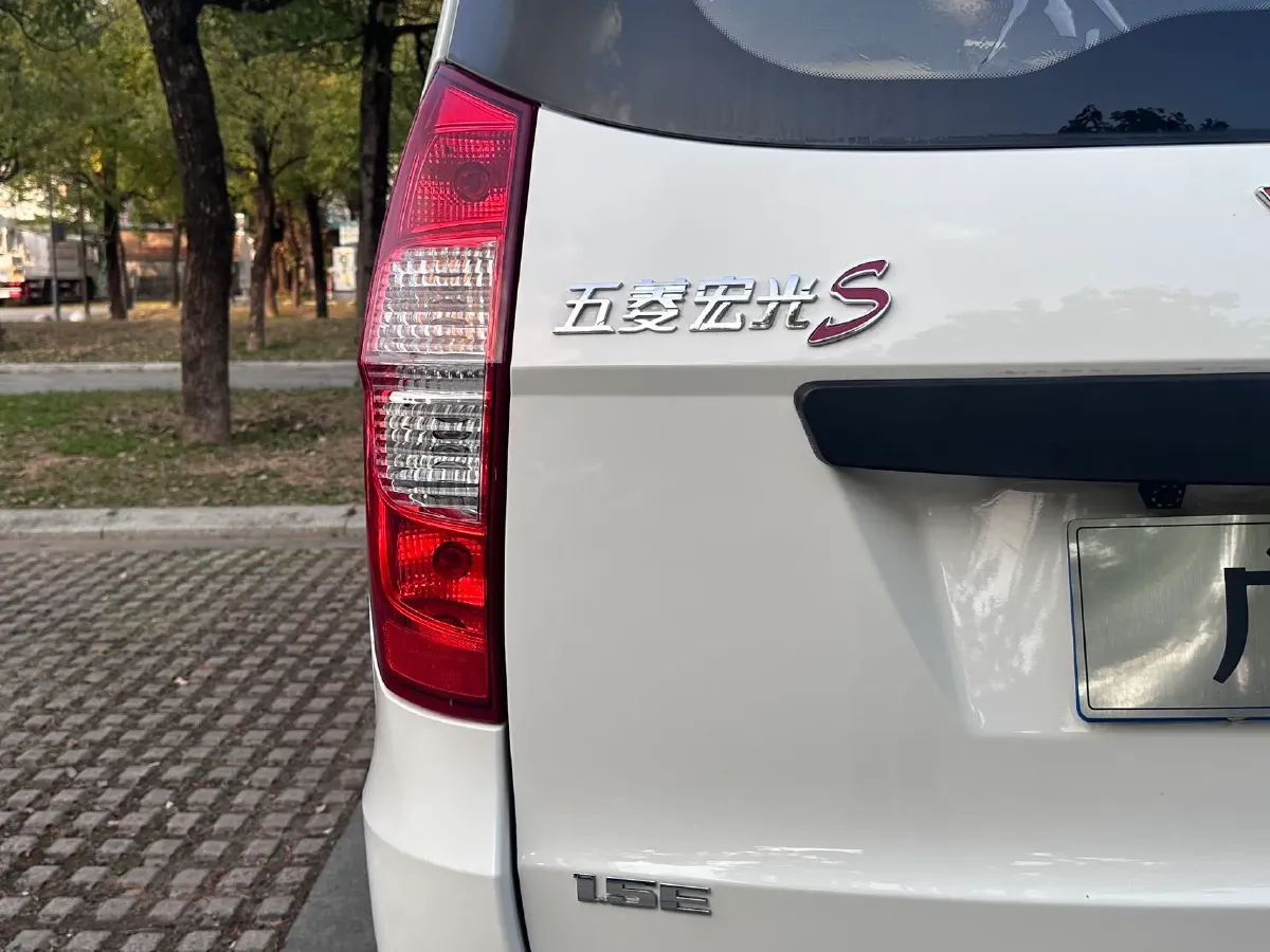 2018 WuLing HongGuang 1.5L 105HP L4 5MT,autocango,china used car exporter,china ev exporter,chinese used car exporter,chinese used ev exporter