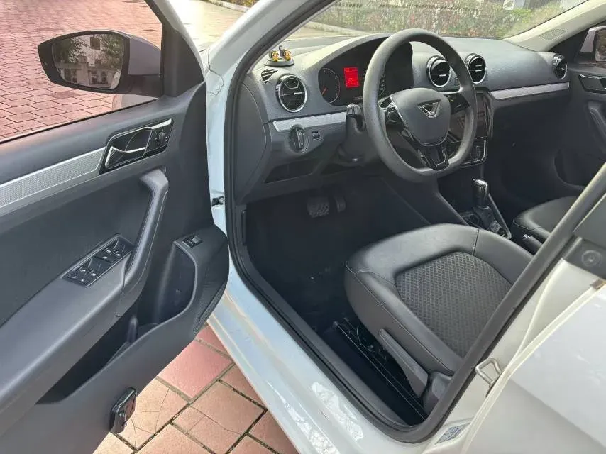 2019 Jetta VA3 1.5L 112HP L4 6AT,autocango,china used car exporter,china ev exporter,chinese used car exporter,chinese used ev exporter