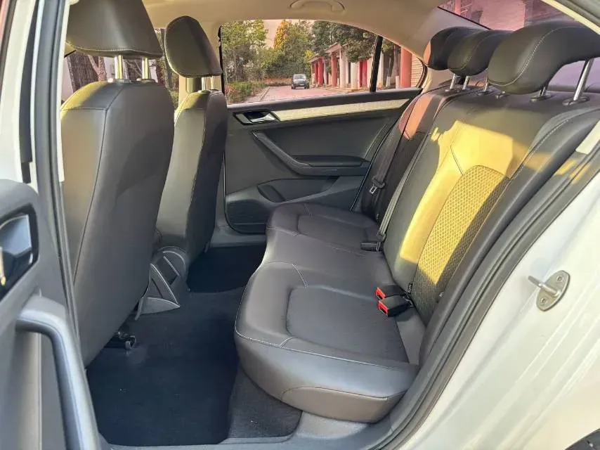 2019 Jetta VA3 1.5L 112HP L4 6AT,autocango,china used car exporter,china ev exporter,chinese used car exporter,chinese used ev exporter