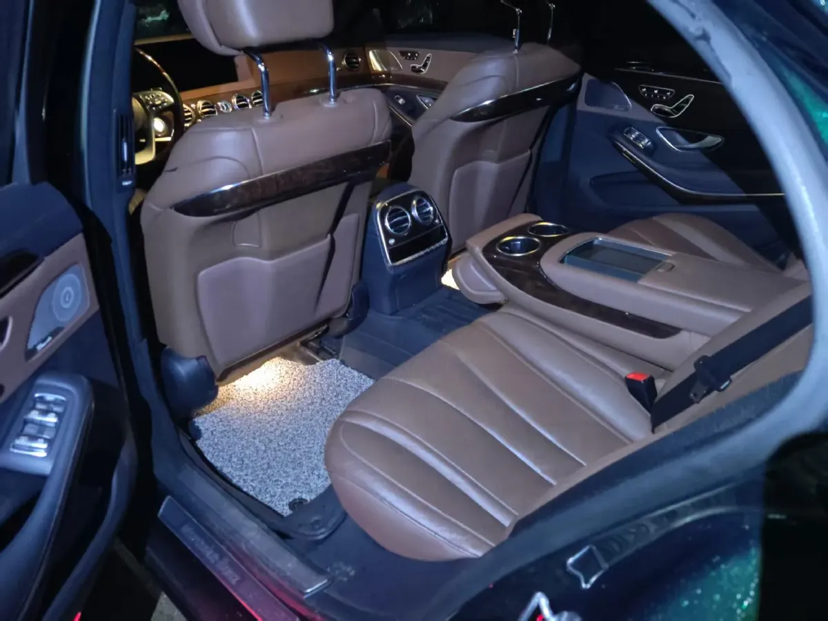 2020 Mercedes-Benz S Class 3.0T 299HP L6 9AT,autocango,china used car exporter,china ev exporter,chinese used car exporter,chinese used ev exporter