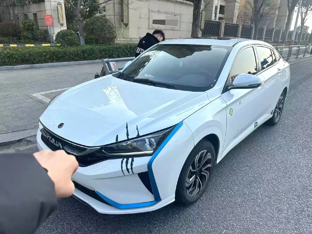 2021 DongFeng Aeolus YiXuan 1.5T 150HP L4 6DCT,autocango,china used car exporter,china ev exporter,chinese used car exporter,chinese used ev exporter