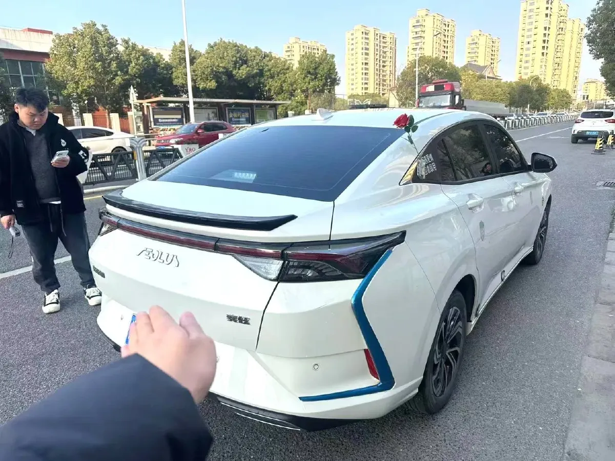 2021 DongFeng Aeolus YiXuan 1.5T 150HP L4 6DCT,autocango,china used car exporter,china ev exporter,chinese used car exporter,chinese used ev exporter