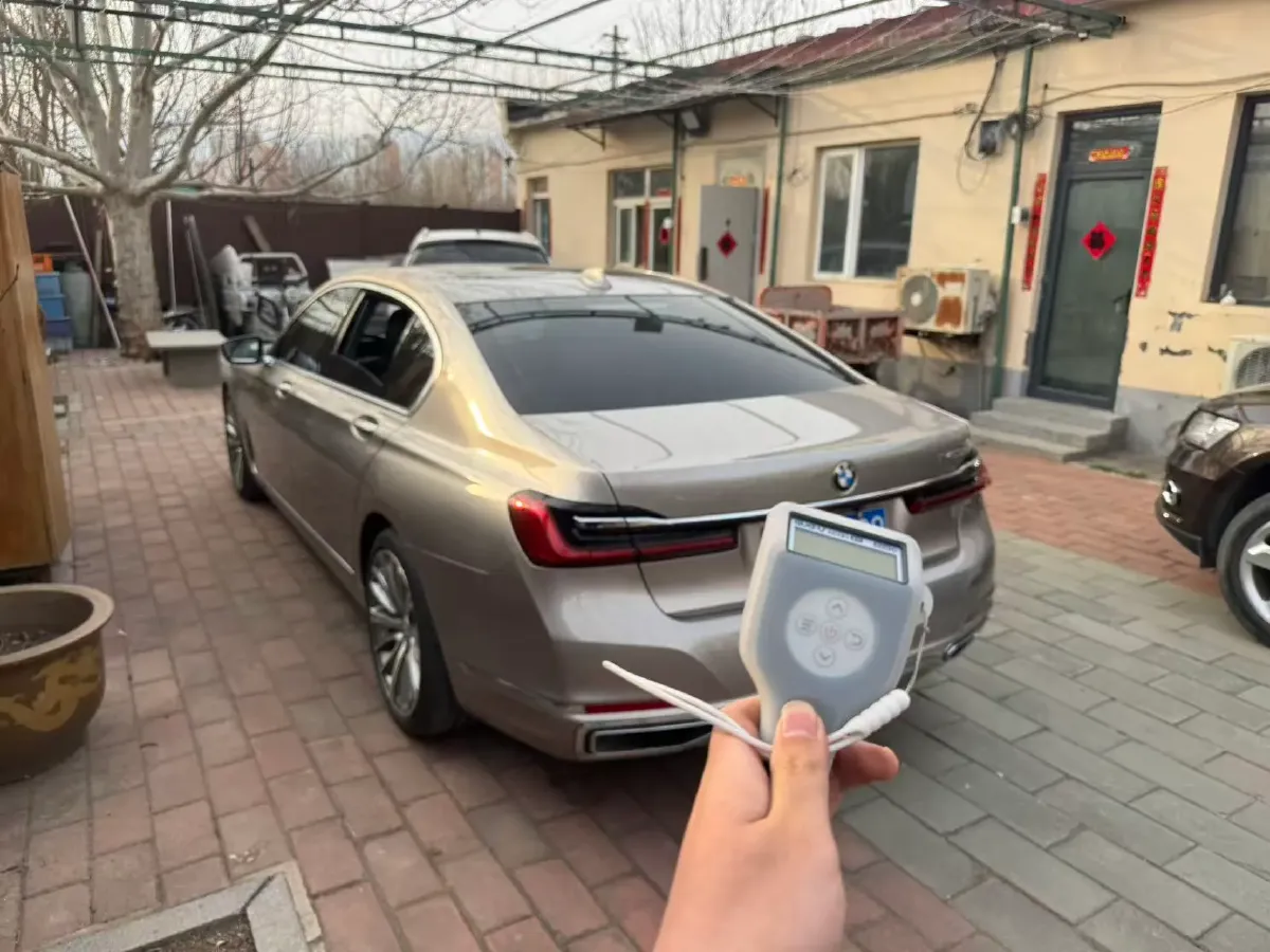 2019 BMW 7 Series 3.0T 340HP L6 8AT,autocango,china used car exporter,china ev exporter,chinese used car exporter,chinese used ev exporter