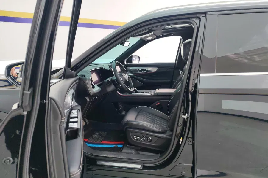 2022 GAC Trumpchi GS8 2.0T 252HP L4 8AT,autocango,china used car exporter,china ev exporter,chinese used car exporter,chinese used ev exporter