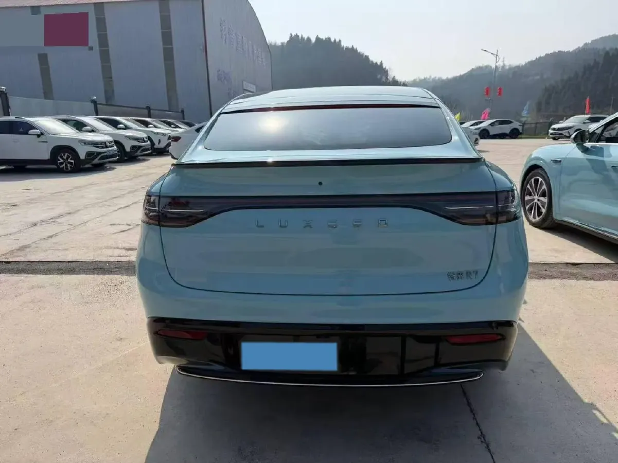 2025 Luxeed R7 REEV 156HP REEV 37KWH,autocango,china used car exporter,china ev exporter,chinese used car exporter,chinese used ev exporter