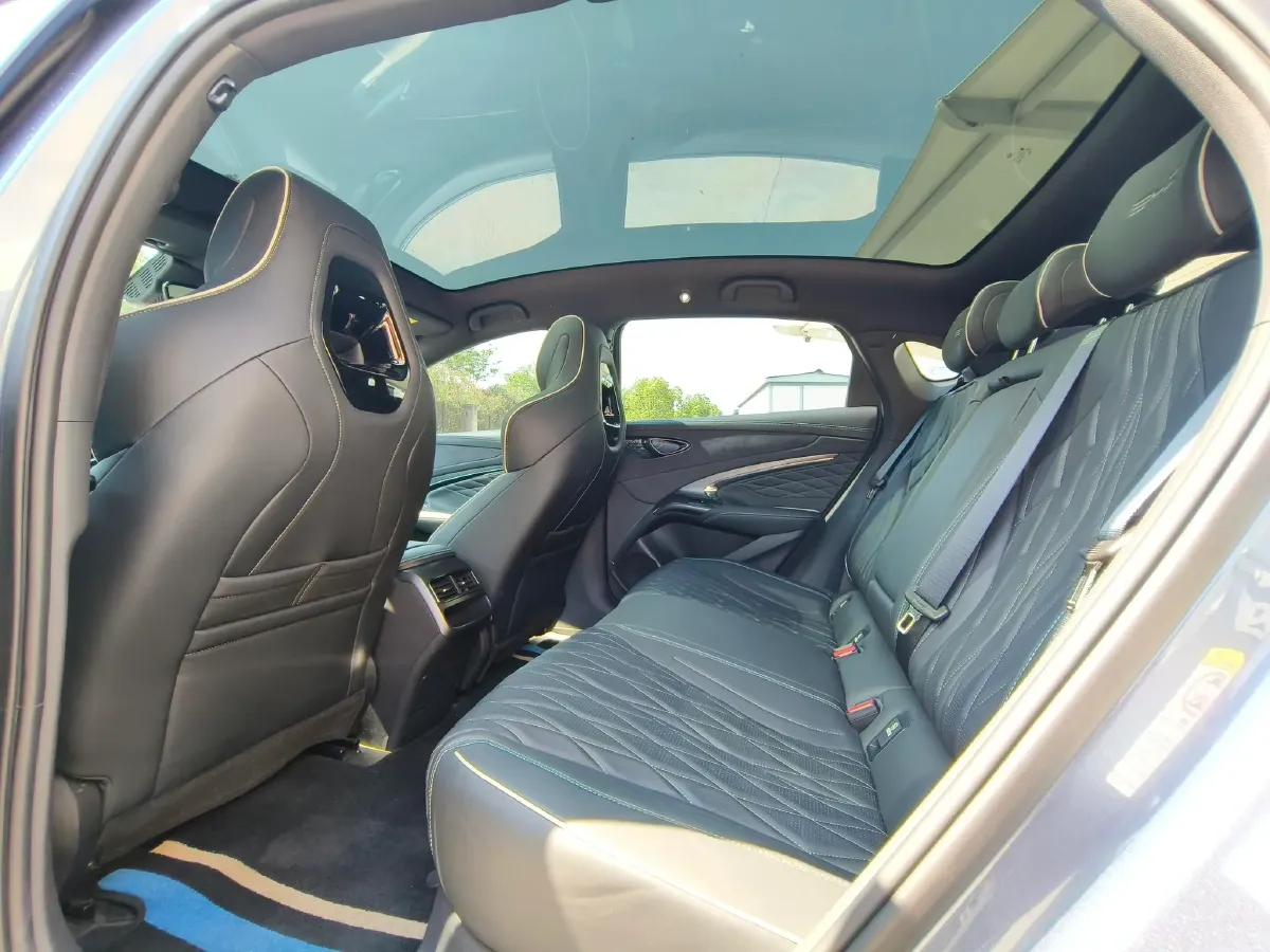 2023 BYD Seal BEV 61.4KWH,autocango,china used car exporter,china ev exporter,chinese used car exporter,chinese used ev exporter