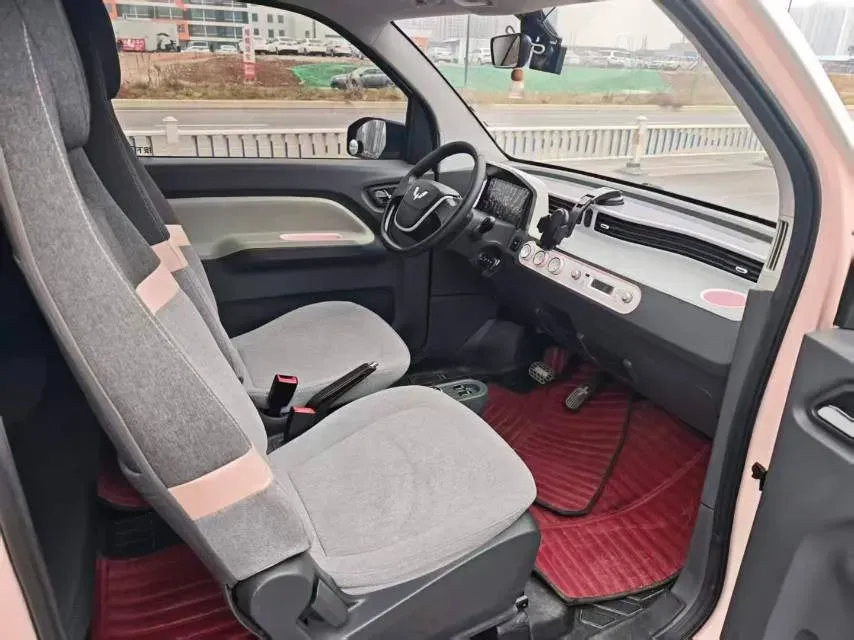 2022 WuLing HongGuang MINI EV BEV 13.9KWH,autocango,china used car exporter,china ev exporter,chinese used car exporter,chinese used ev exporter