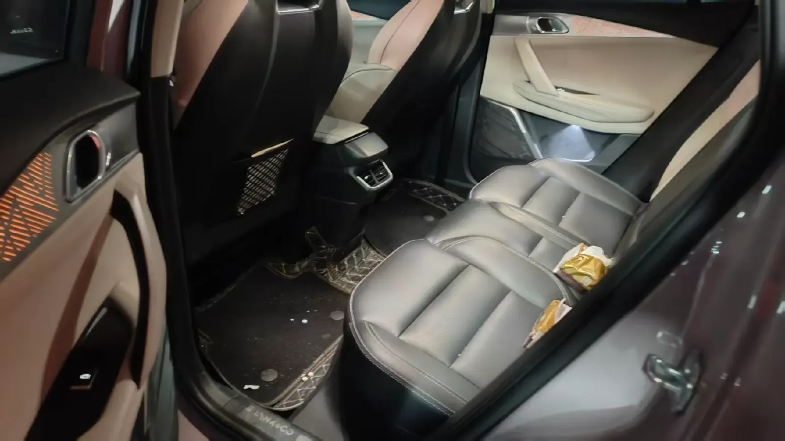 2023 LYNK&CO 03 1.5T 181HP L4 7DCT,autocango,china used car exporter,china ev exporter,chinese used car exporter,chinese used ev exporter