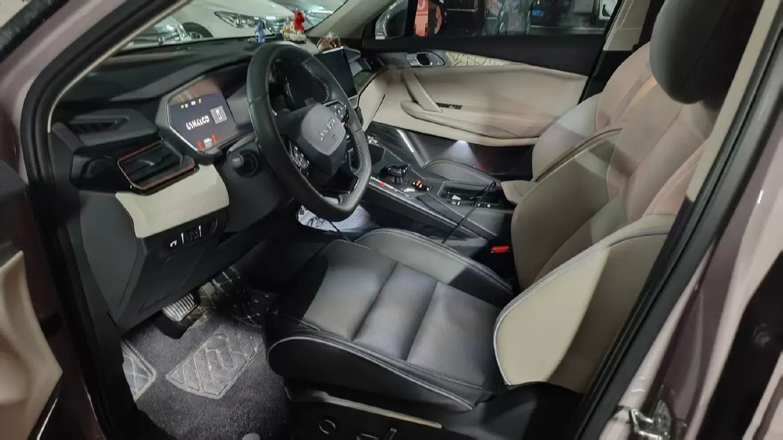 2023 LYNK&CO 03 1.5T 181HP L4 7DCT,autocango,china used car exporter,china ev exporter,chinese used car exporter,chinese used ev exporter