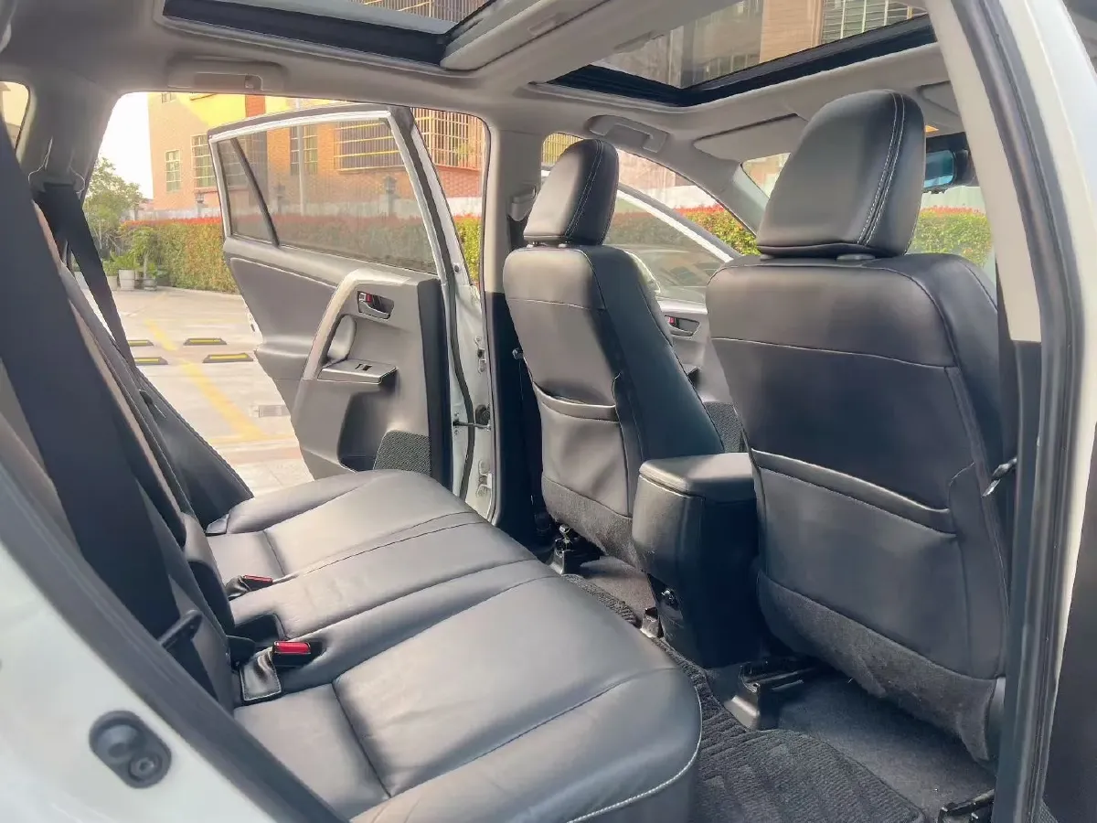 2018 Isuzu Mu-X 1.9T 163HP L4 6AT,autocango,china used car exporter,china ev exporter,chinese used car exporter,chinese used ev exporter