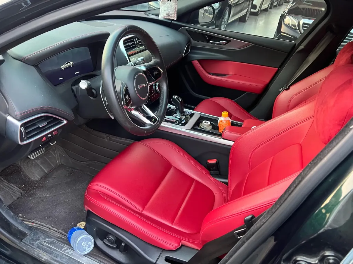 2022 Jaguar XEL 2.0T 250HP L4 8AT,autocango,china used car exporter,china ev exporter,chinese used car exporter,chinese used ev exporter