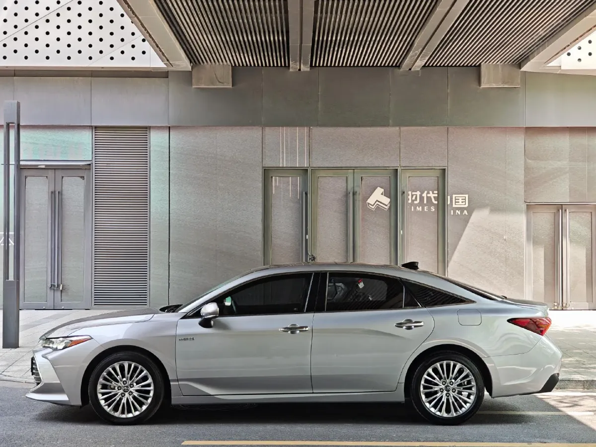 2019 Toyota Avalon 2.5L 178HP L4 E-CVT Hybrid,autocango,china used car exporter,china ev exporter,chinese used car exporter,chinese used ev exporter