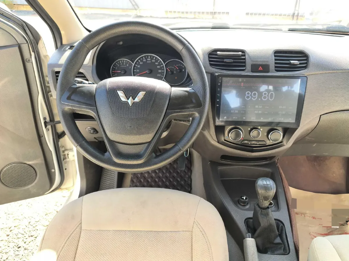 2018 WuLing HongGuang 1.5L 105HP L4 5MT,autocango,china used car exporter,china ev exporter,chinese used car exporter,chinese used ev exporter