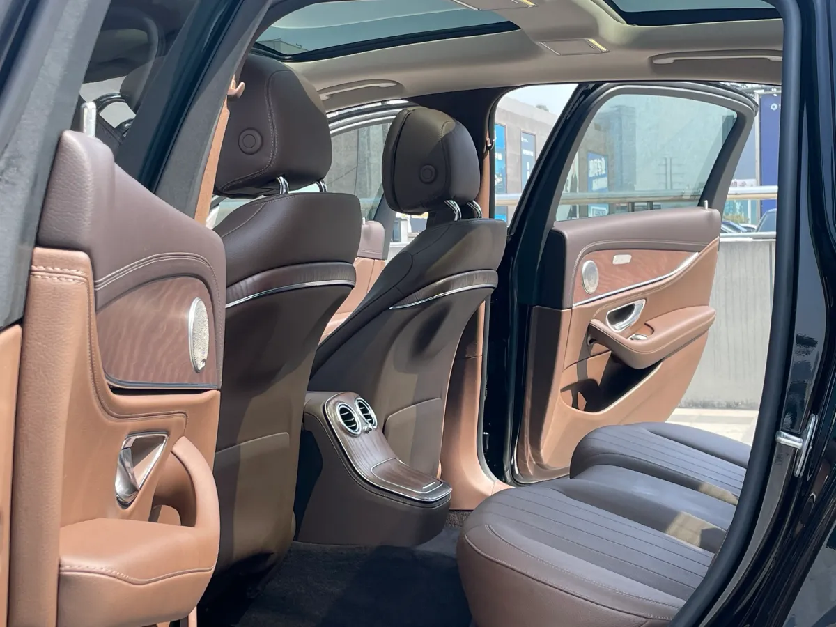 2021 Mercedes-Benz E Class 2.0T 197HP L4 9AT,autocango,china used car exporter,china ev exporter,chinese used car exporter,chinese used ev exporter