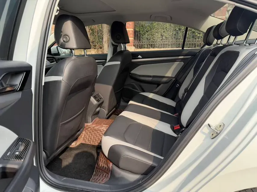 2023 Volkswagen Bora 1.4T 150HP L4 7DCT,autocango,china used car exporter,china ev exporter,chinese used car exporter,chinese used ev exporter