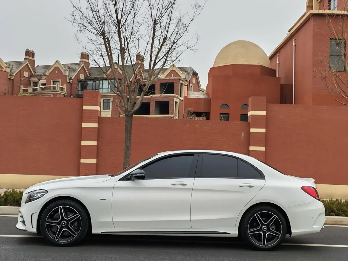 2021 Mercedes-Benz C Class 1.5T 184HP L4 9AT,autocango,china used car exporter,china ev exporter,chinese used car exporter,chinese used ev exporter