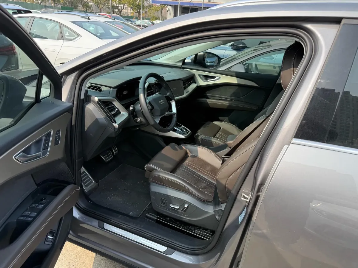 2023 Audi Q5 e-tron BEV 83.4KWH,autocango,china used car exporter,china ev exporter,chinese used car exporter,chinese used ev exporter