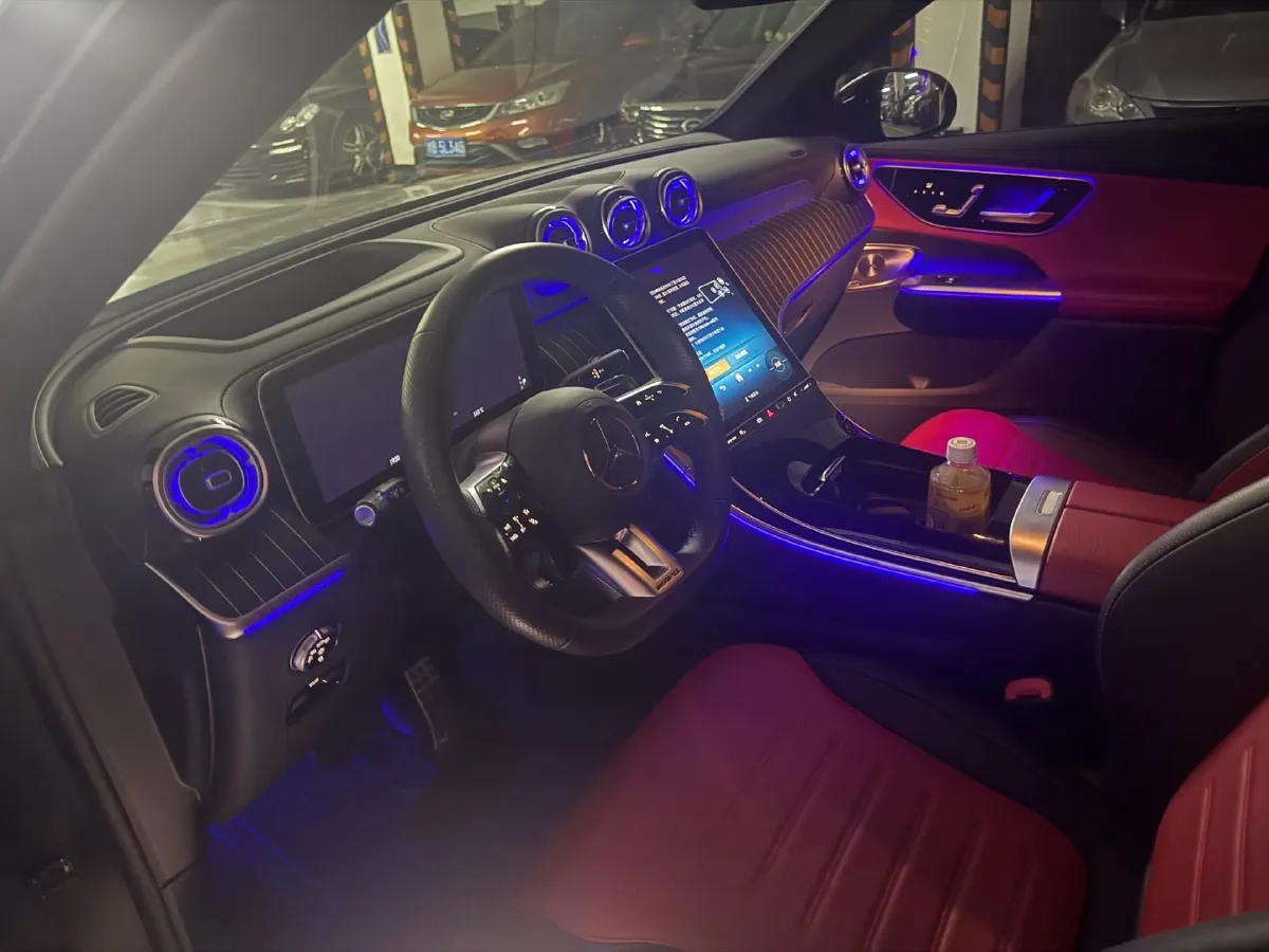 2024 Mercedes-Benz GLC AMG 2.0T 421HP L4 9AT,autocango,china used car exporter,china ev exporter,chinese used car exporter,chinese used ev exporter