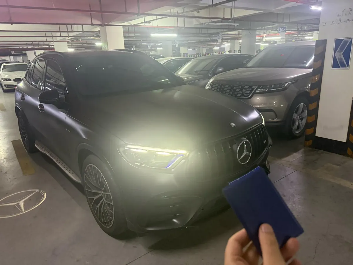 2024 Mercedes-Benz GLC AMG 2.0T 421HP L4 9AT,autocango,china used car exporter,china ev exporter,chinese used car exporter,chinese used ev exporter