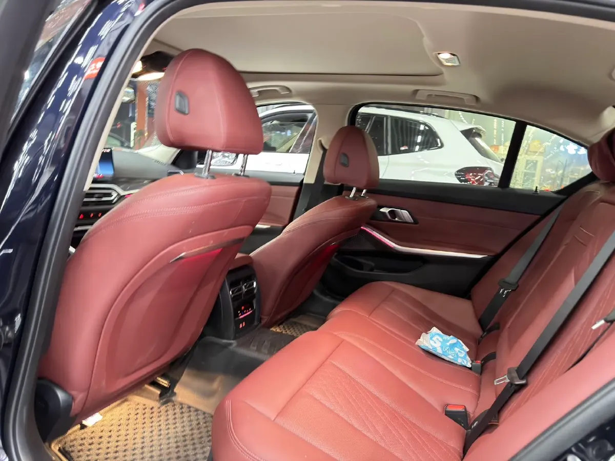 2023 BMW 3 Series 2.0T 184HP L4 8AT,autocango,china used car exporter,china ev exporter,chinese used car exporter,chinese used ev exporter