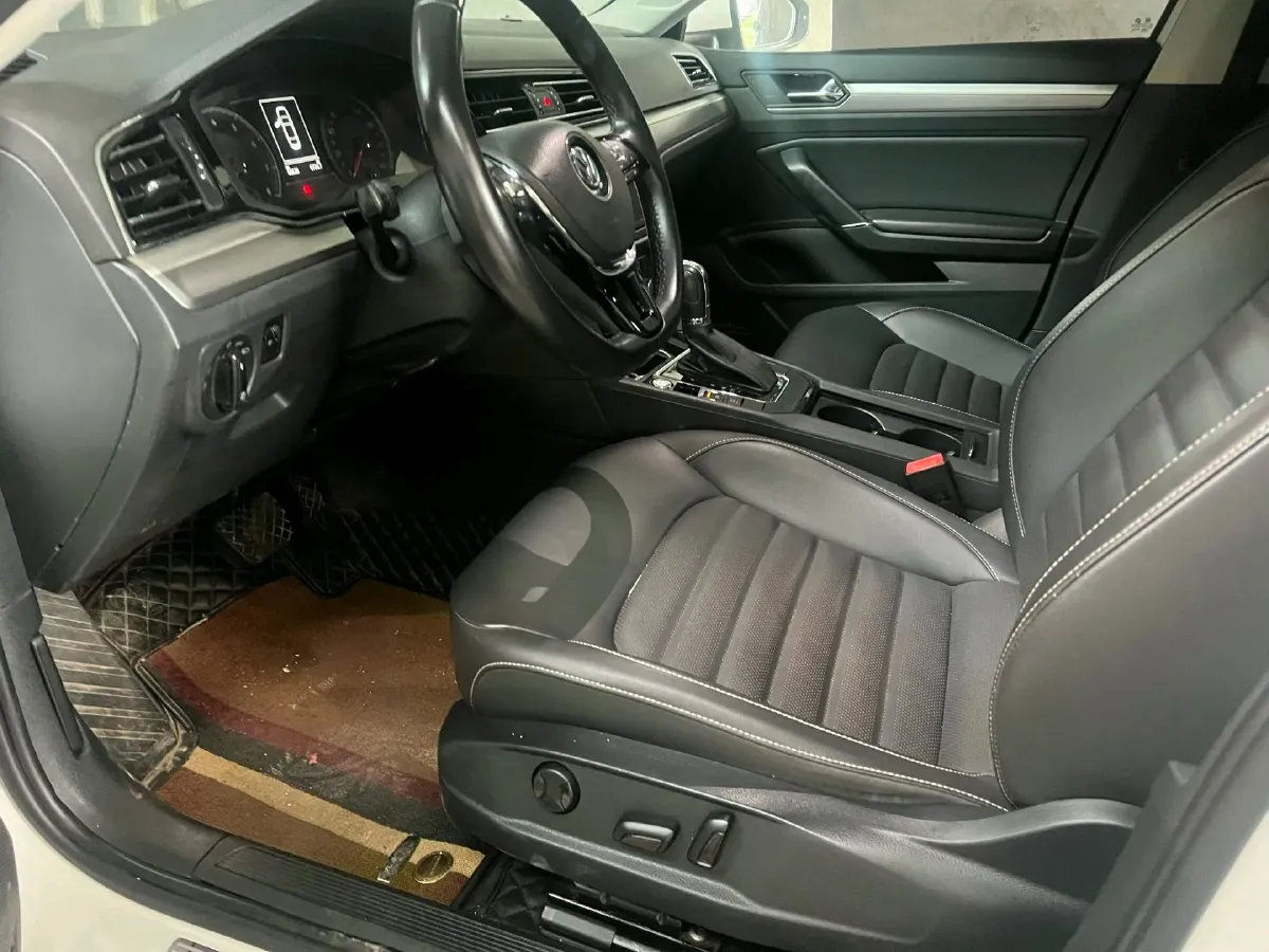 2019 Volkswagen Passat 1.4T 150HP L4 7DCT,autocango,china used car exporter,china ev exporter,chinese used car exporter,chinese used ev exporter