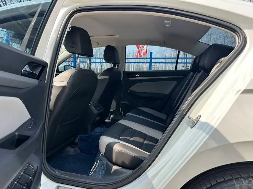 2023 Volkswagen Bora 1.4T 150HP L4 7DCT,autocango,china used car exporter,china ev exporter,chinese used car exporter,chinese used ev exporter