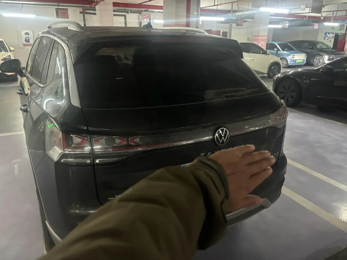 2023 Volkswagen Tayron 2.0T 186HP L4 7DCT,autocango,china used car exporter,china ev exporter,chinese used car exporter,chinese used ev exporter