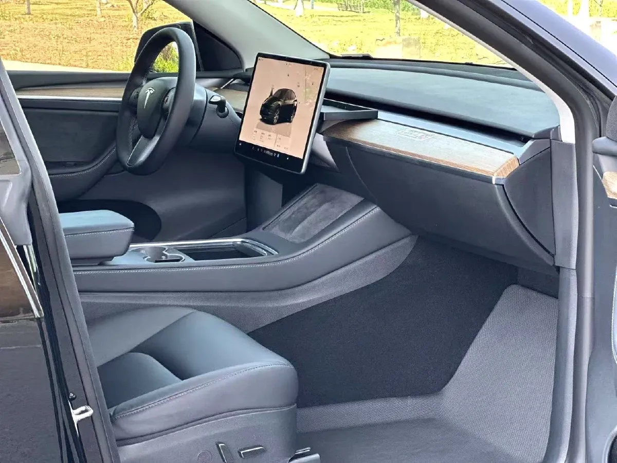 2022 Tesla Model Y BEV 60KWH,autocango,china used car exporter,china ev exporter,chinese used car exporter,chinese used ev exporter