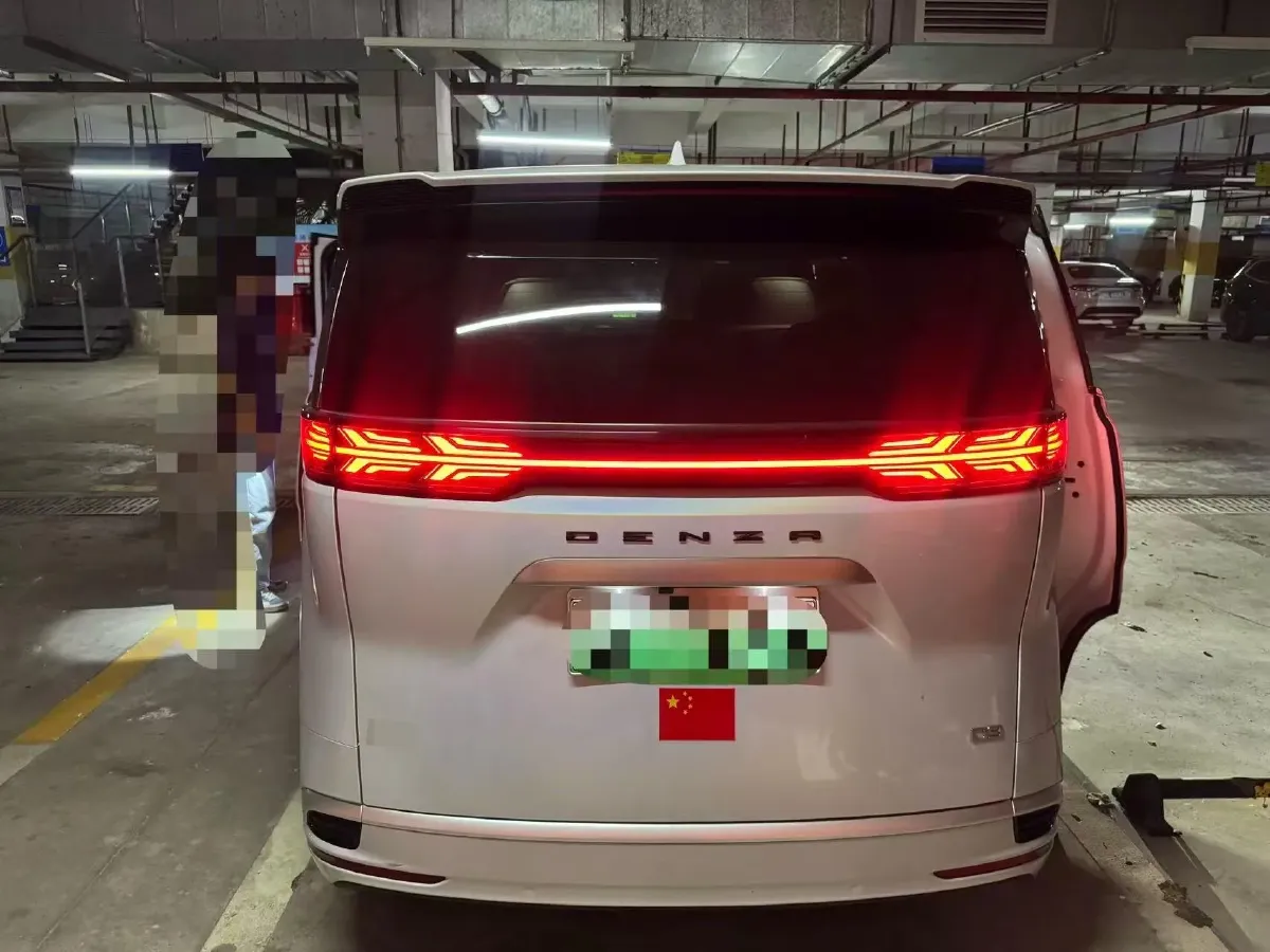 2022 Mercedes-Benz GLC Class 2.0T 197HP L4 9AT,autocango,china used car exporter,china ev exporter,chinese used car exporter,chinese used ev exporter