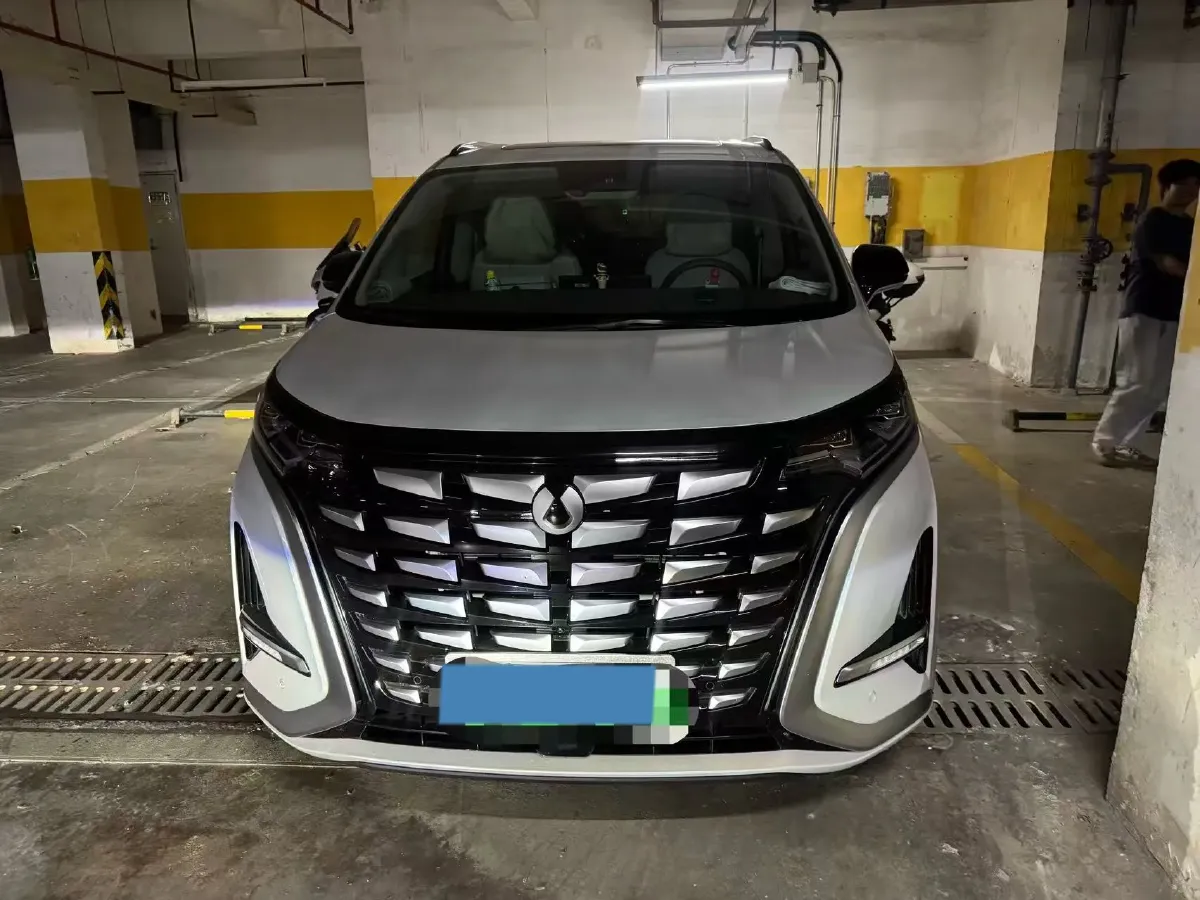 2022 Mercedes-Benz GLC Class 2.0T 197HP L4 9AT,autocango,china used car exporter,china ev exporter,chinese used car exporter,chinese used ev exporter