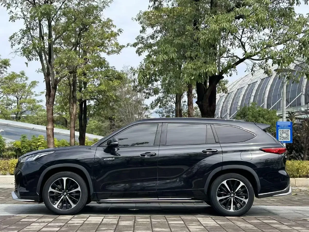 2022 Toyota Crown Kluger 2.5L 192HP L4 E-CVT Hybrid,autocango,china used car exporter,china ev exporter,chinese used car exporter,chinese used ev exporter