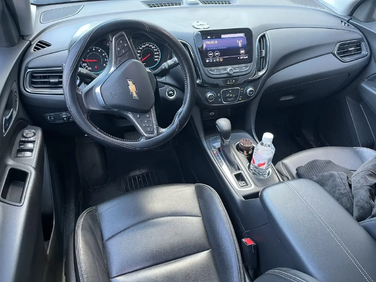 2021 Chevrolet Equinox 1.5T 169HP L4 6AT,autocango,china used car exporter,china ev exporter,chinese used car exporter,chinese used ev exporter