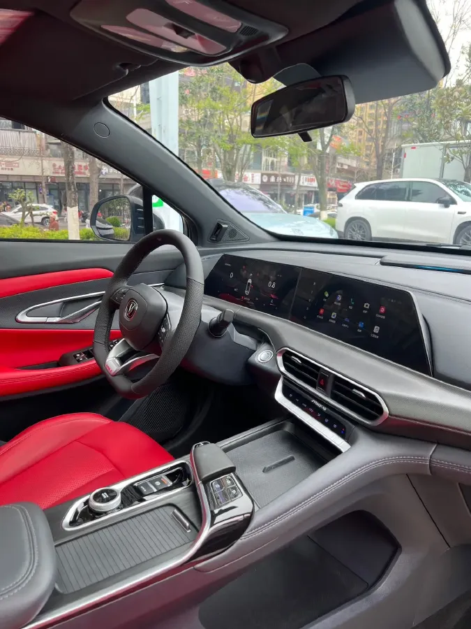 2020 ChangAn UNI-T 1.5T 180HP L4 7DCT,autocango,china used car exporter,china ev exporter,chinese used car exporter,chinese used ev exporter