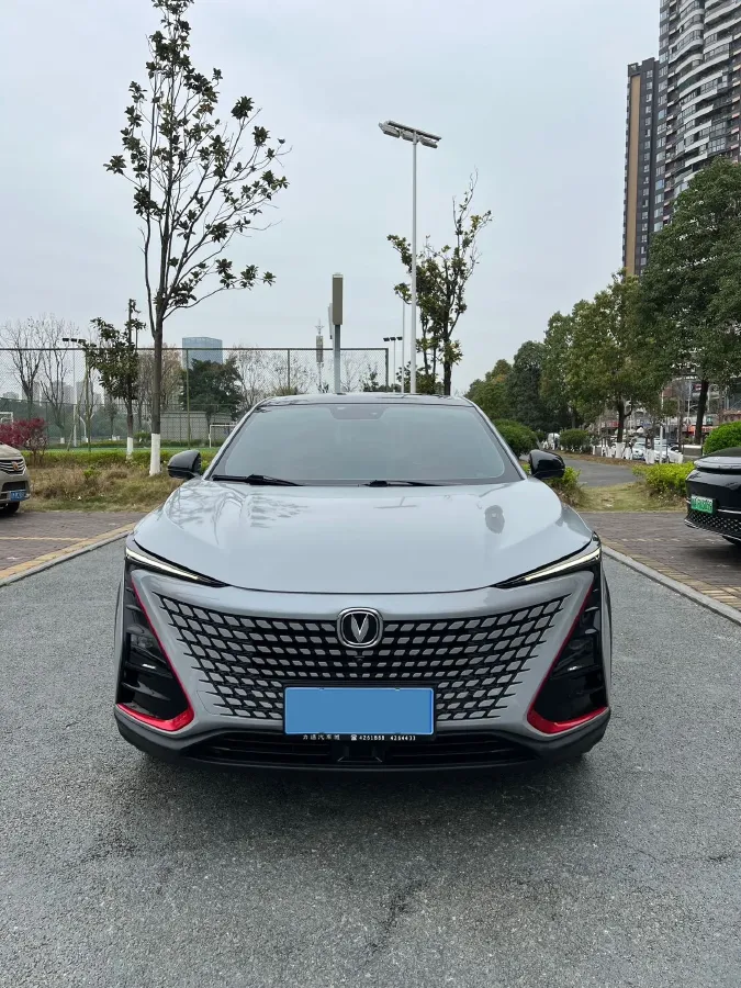 2020 ChangAn UNI-T 1.5T 180HP L4 7DCT,autocango,china used car exporter,china ev exporter,chinese used car exporter,chinese used ev exporter
