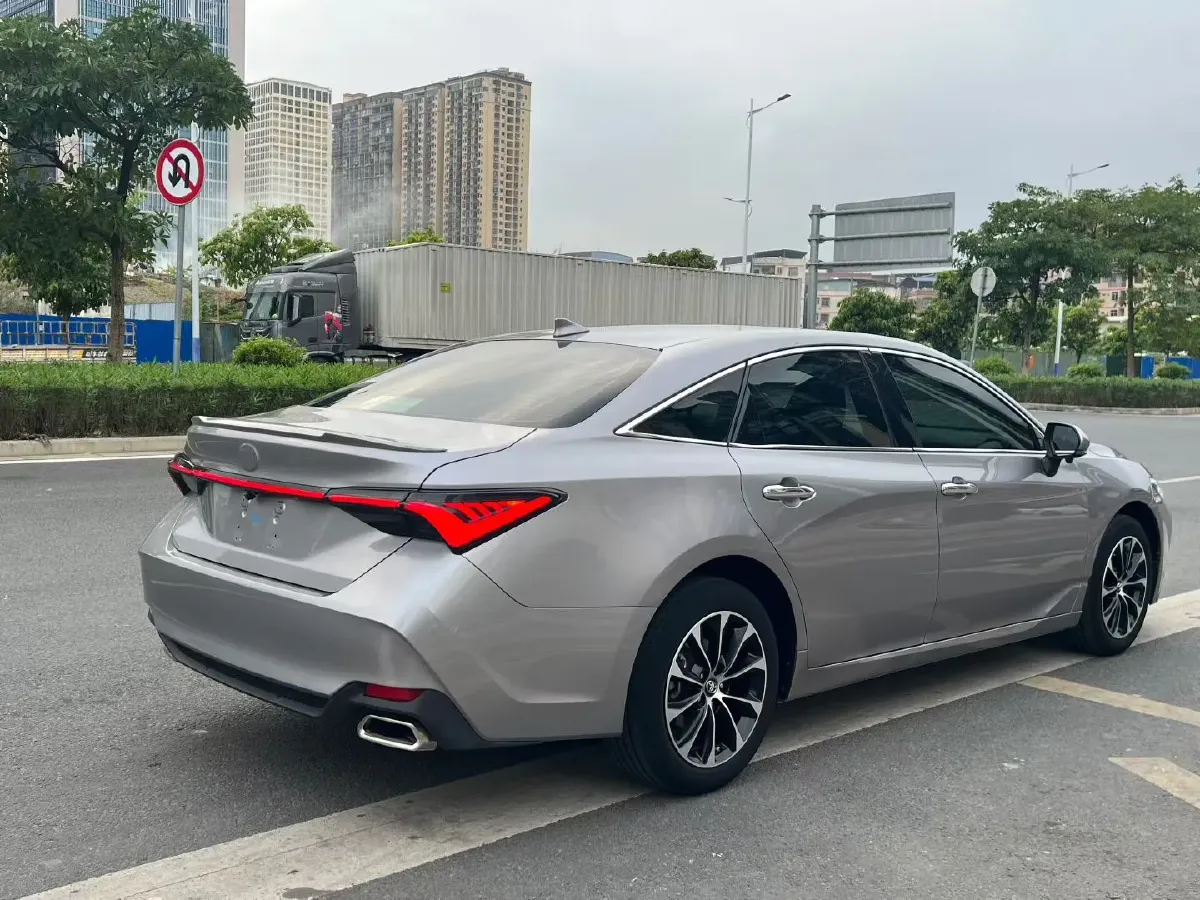 2023 Toyota Avalon 2.5L 207HP L4 8AT,autocango,china used car exporter,china ev exporter,chinese used car exporter,chinese used ev exporter