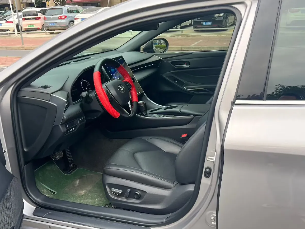 2023 Toyota Avalon 2.5L 207HP L4 8AT,autocango,china used car exporter,china ev exporter,chinese used car exporter,chinese used ev exporter