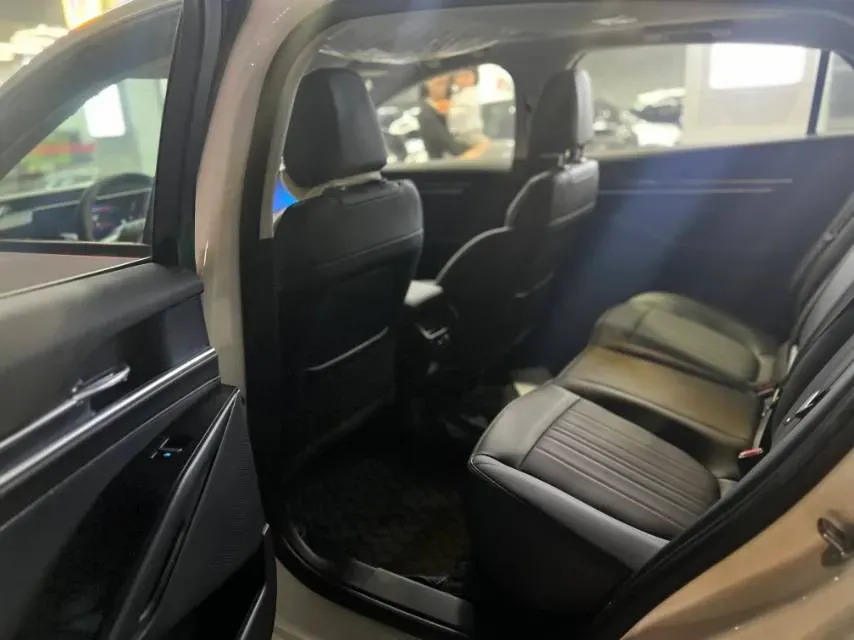 2025 Ford Mondeo 1.5T 190HP L4 8AT,autocango,china used car exporter,china ev exporter,chinese used car exporter,chinese used ev exporter