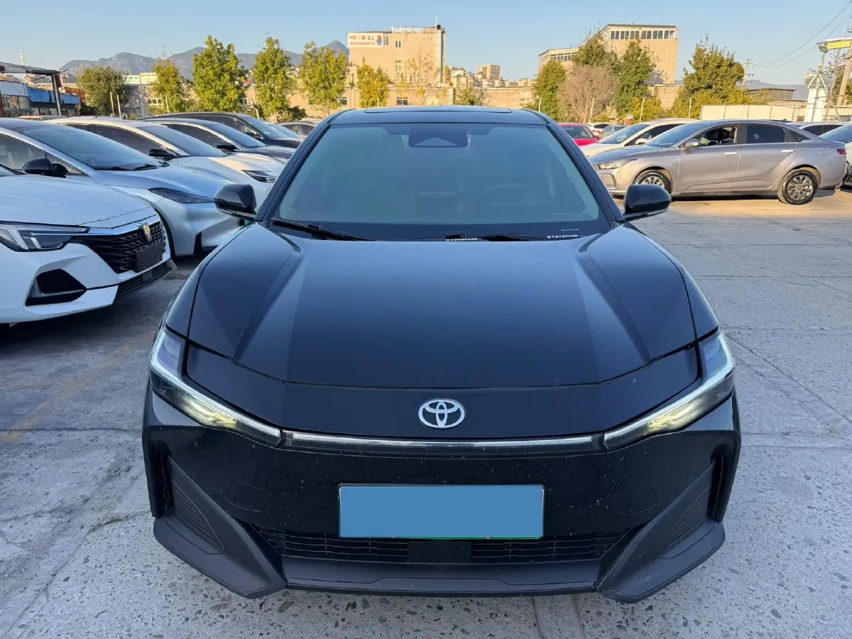 2023 Toyota bZ3 BEV 49.92KWH,autocango,china used car exporter,china ev exporter,chinese used car exporter,chinese used ev exporter