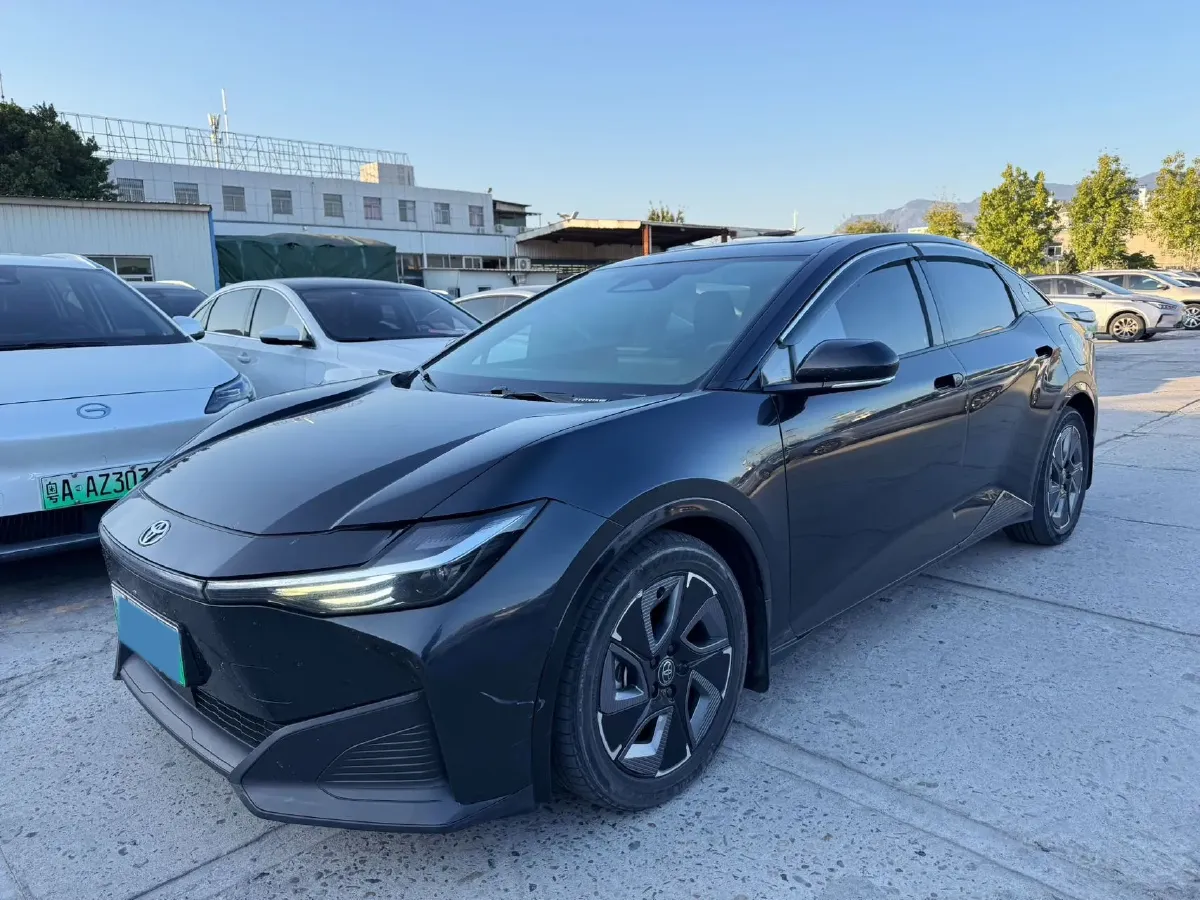2023 Toyota bZ3 BEV 49.92KWH,autocango,china used car exporter,china ev exporter,chinese used car exporter,chinese used ev exporter