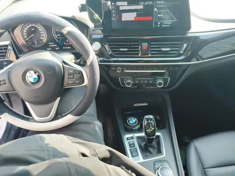 2022 BMW 1 Series 1.5T 140HP L3 7DCT,autocango,china used car exporter,china ev exporter,chinese used car exporter,chinese used ev exporter