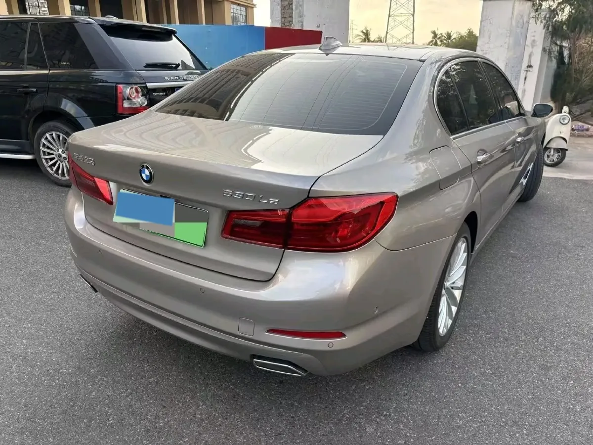 2020 BMW 5 Series 2.0T 184HP L4 8AT PHEV 17.7KWH,autocango,china used car exporter,china ev exporter,chinese used car exporter,chinese used ev exporter
