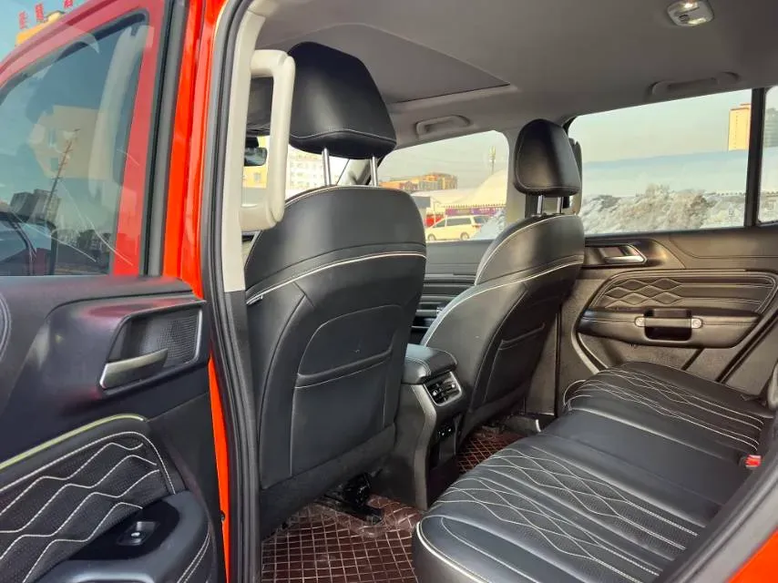 2023 Tank 300 2.0T 227HP L4 8AT,autocango,china used car exporter,china ev exporter,chinese used car exporter,chinese used ev exporter