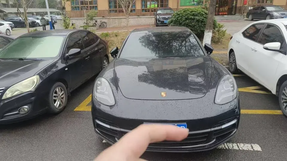 2017 BMW X6 3.0T 306HP L6 8AT,autocango,china used car exporter,china ev exporter,chinese used car exporter,chinese used ev exporter