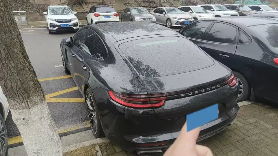 2017 BMW X6 3.0T 306HP L6 8AT,autocango,china used car exporter,china ev exporter,chinese used car exporter,chinese used ev exporter