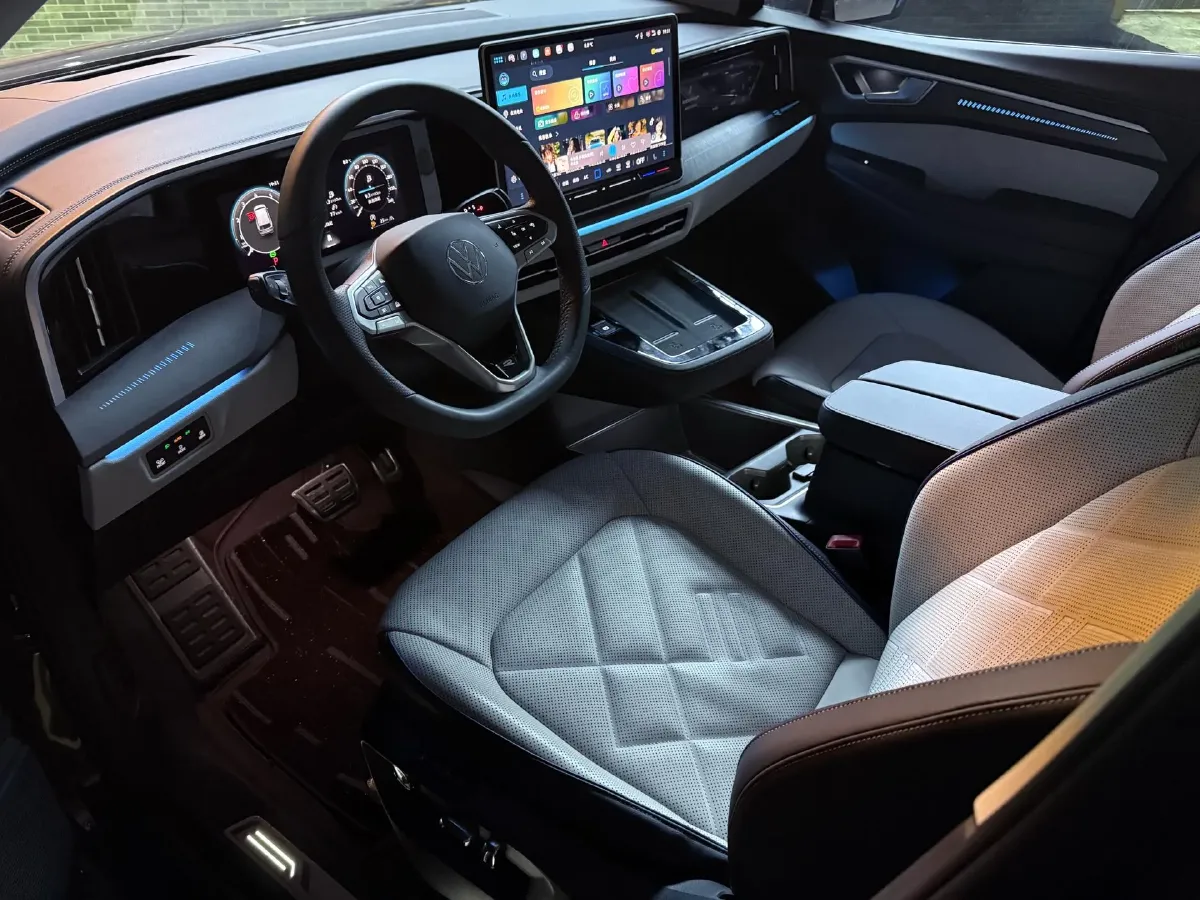 2026 Volkswagen Talagon 2.0T 272HP L4 7DCT,autocango,china used car exporter,china ev exporter,chinese used car exporter,chinese used ev exporter