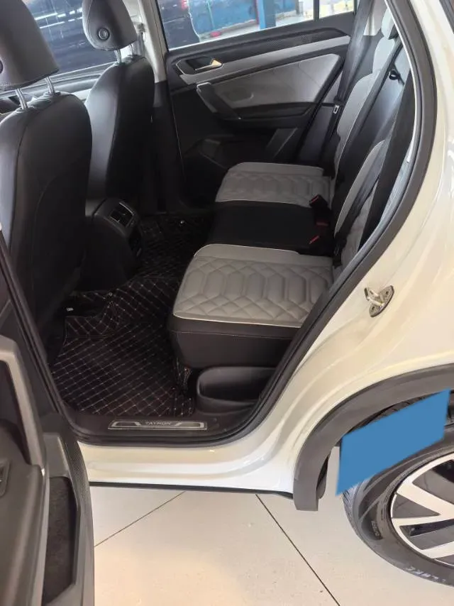 2023 Volkswagen Tayron X 2.0T 186HP L4 7DCT,autocango,china used car exporter,china ev exporter,chinese used car exporter,chinese used ev exporter