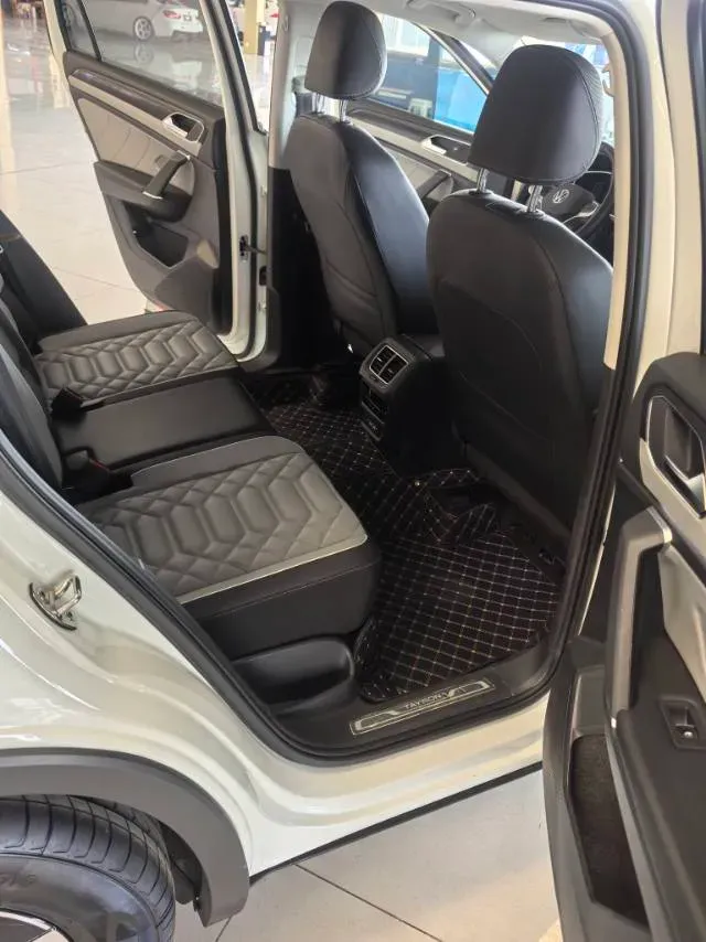 2023 Volkswagen Tayron X 2.0T 186HP L4 7DCT,autocango,china used car exporter,china ev exporter,chinese used car exporter,chinese used ev exporter