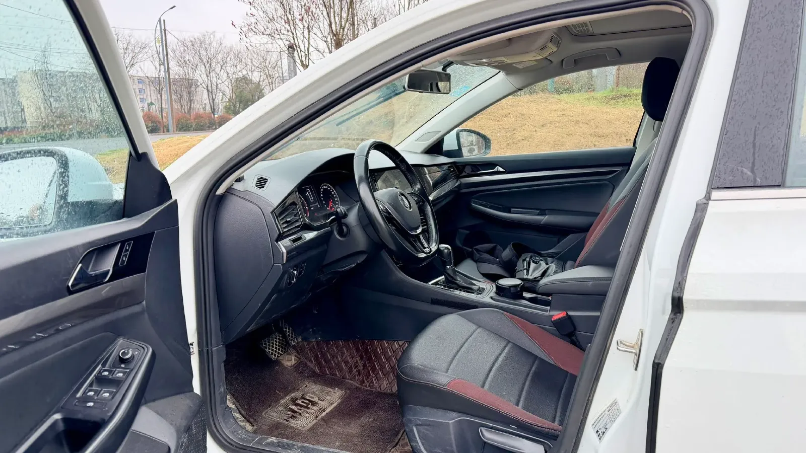 2019 Bestune T77 1.2T 143HP L4 7DCT,autocango,china used car exporter,china ev exporter,chinese used car exporter,chinese used ev exporter